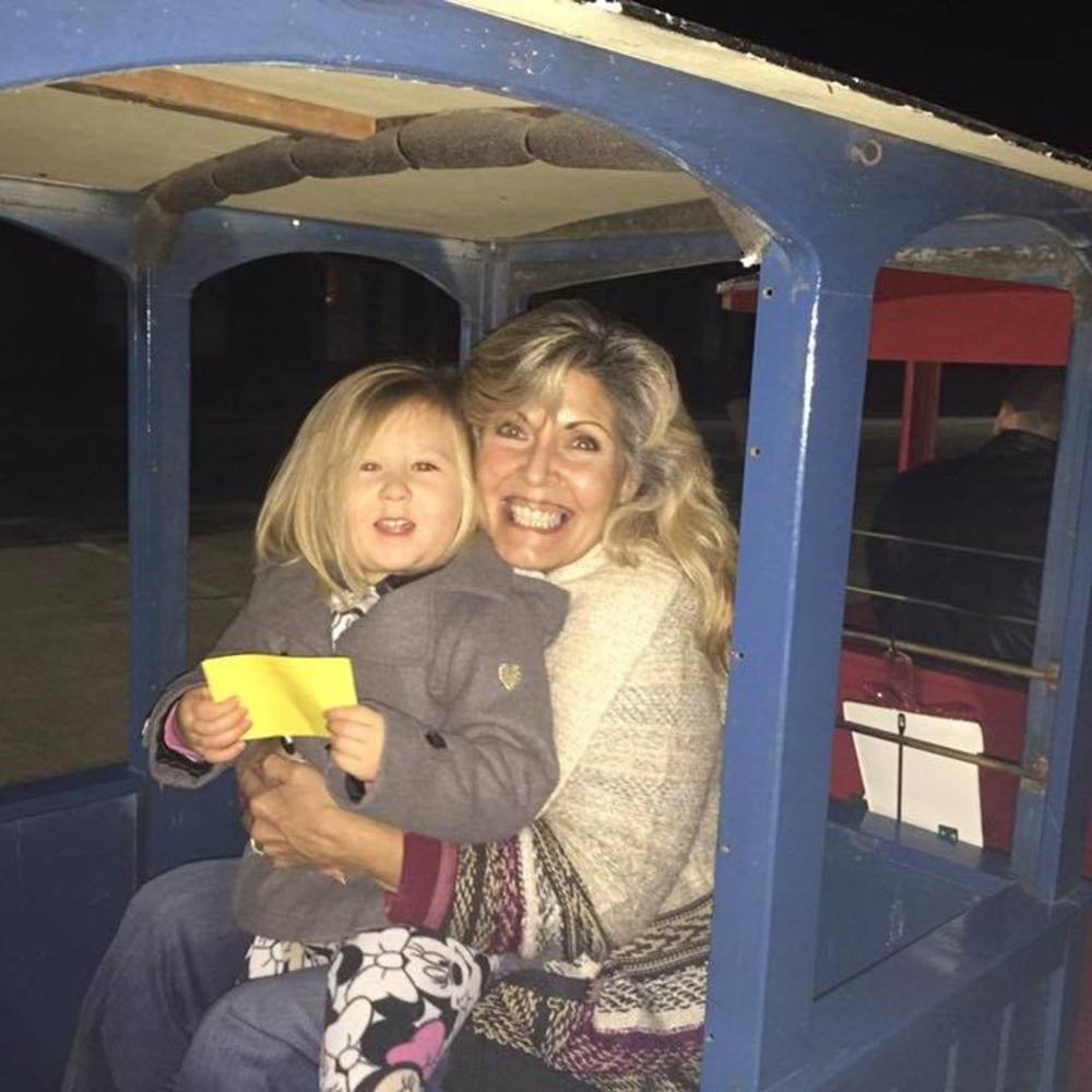 Meet your Posher, Laurie